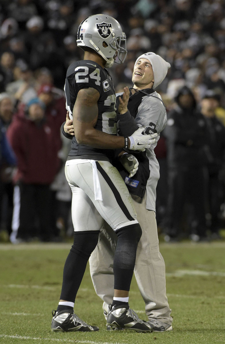 charles woodson jordan shoes