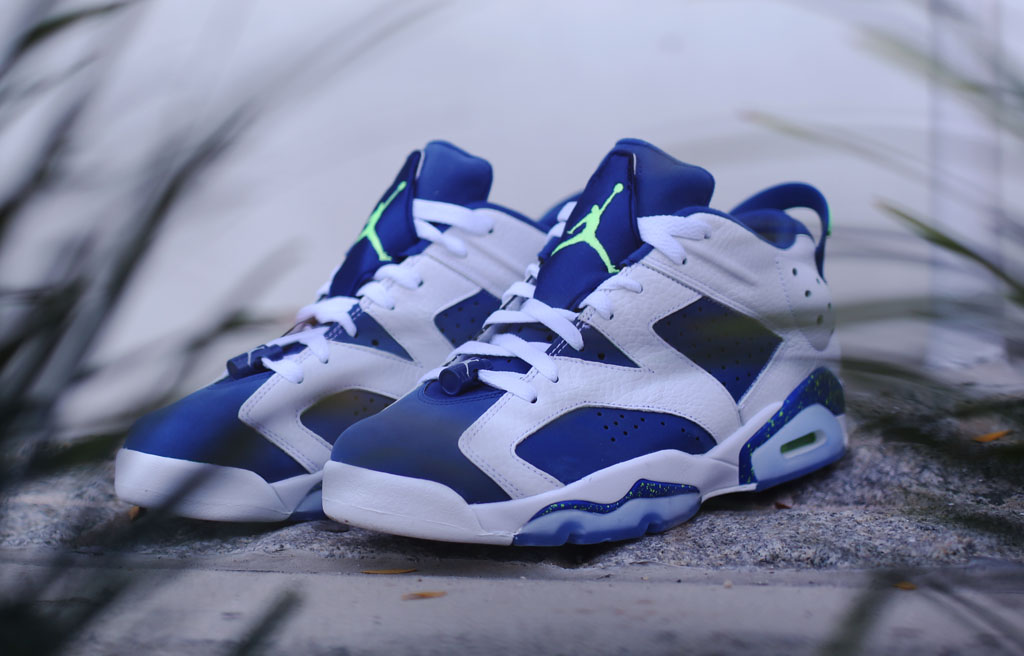 retro 6 seahawks