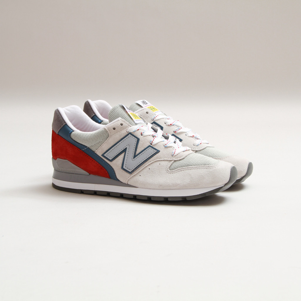 new balance 996 blue red