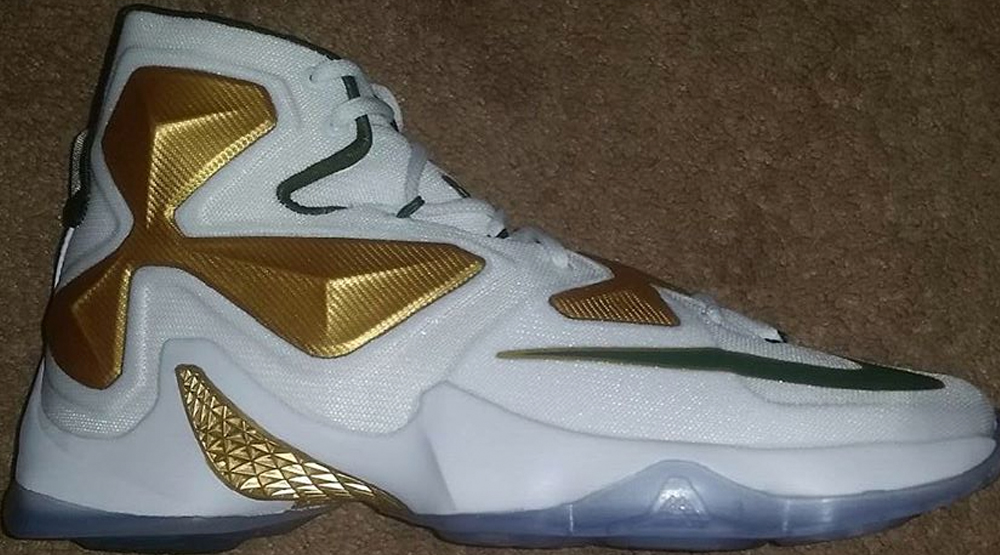 lebron james high top shoes