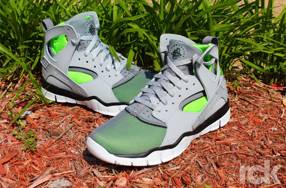 Nike huarache hotsell 2012 baseball