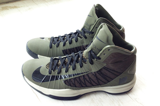 Nike hyperdunk cheap undefeated