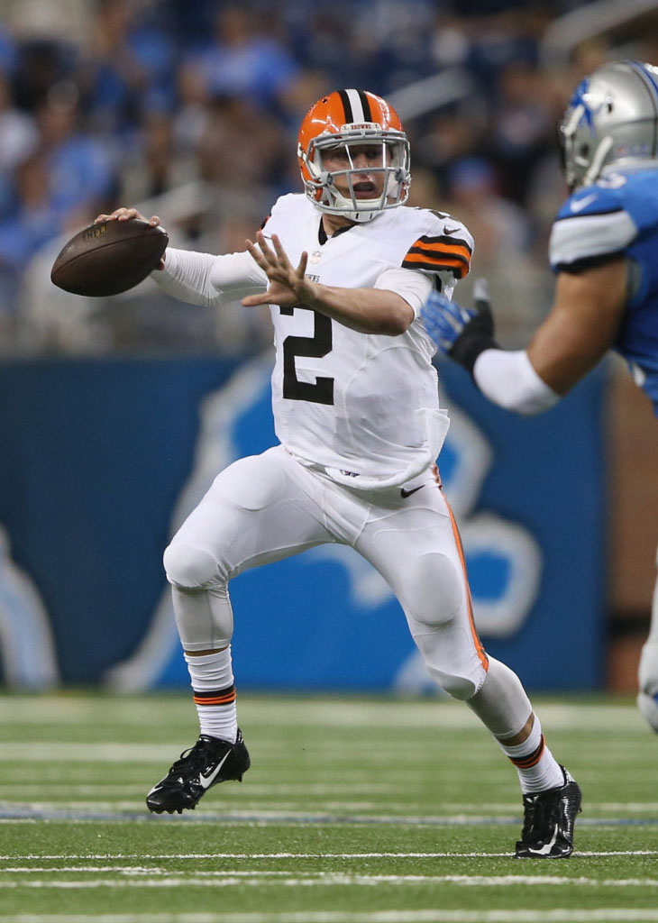 Johnny Football Manziel wearing Nike Vapor Carbon 2014 Elite (1)