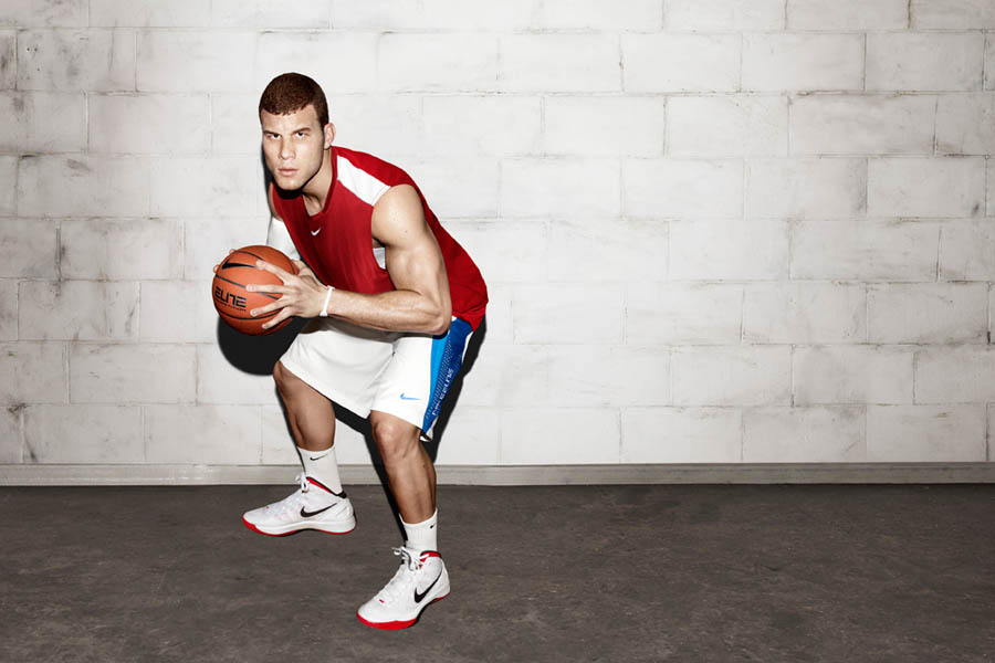 Photos: Blake Griffin Helps Unveil the 