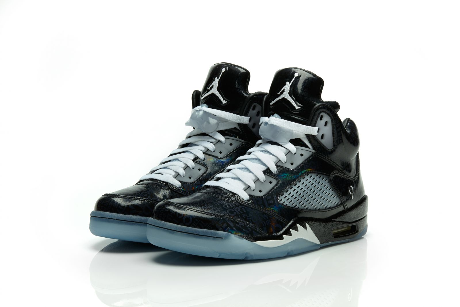 Air Jordan 5 Retro - Doernbecher Charity - Official Look