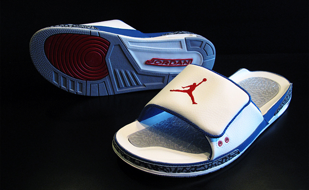 Jordan 3 true discount blue slides