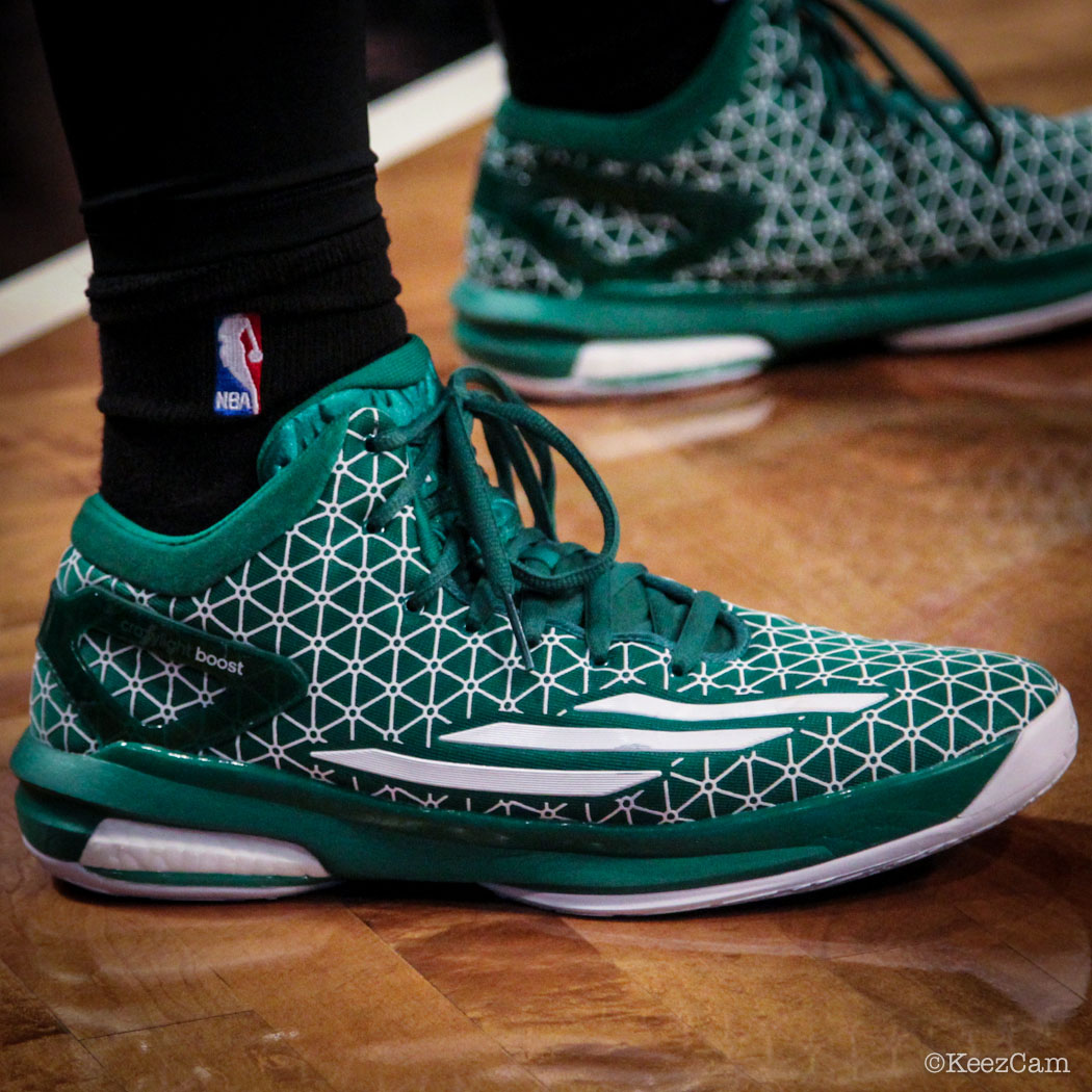 Marcus Smart wearing adidas Crazylight Boost PE (2)