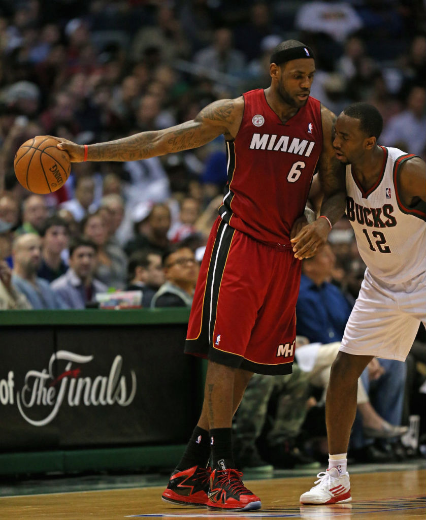 LeBron James wearing Nike LeBron X PS Elite Red Black PE (1)