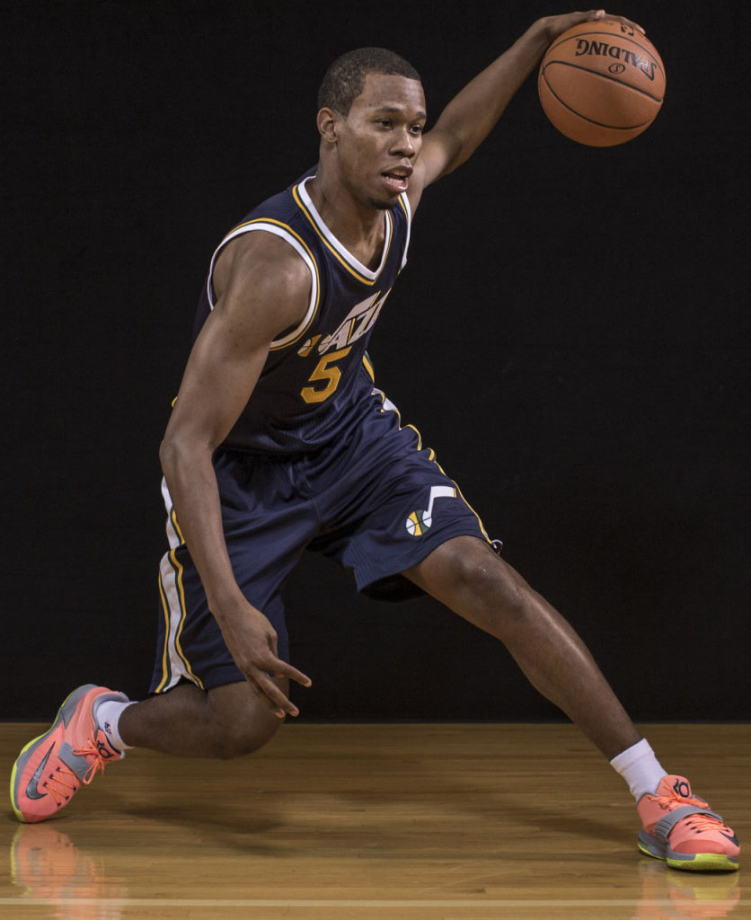 Rodney Hood wearing Nike KD VII 7 35,000 Degrees