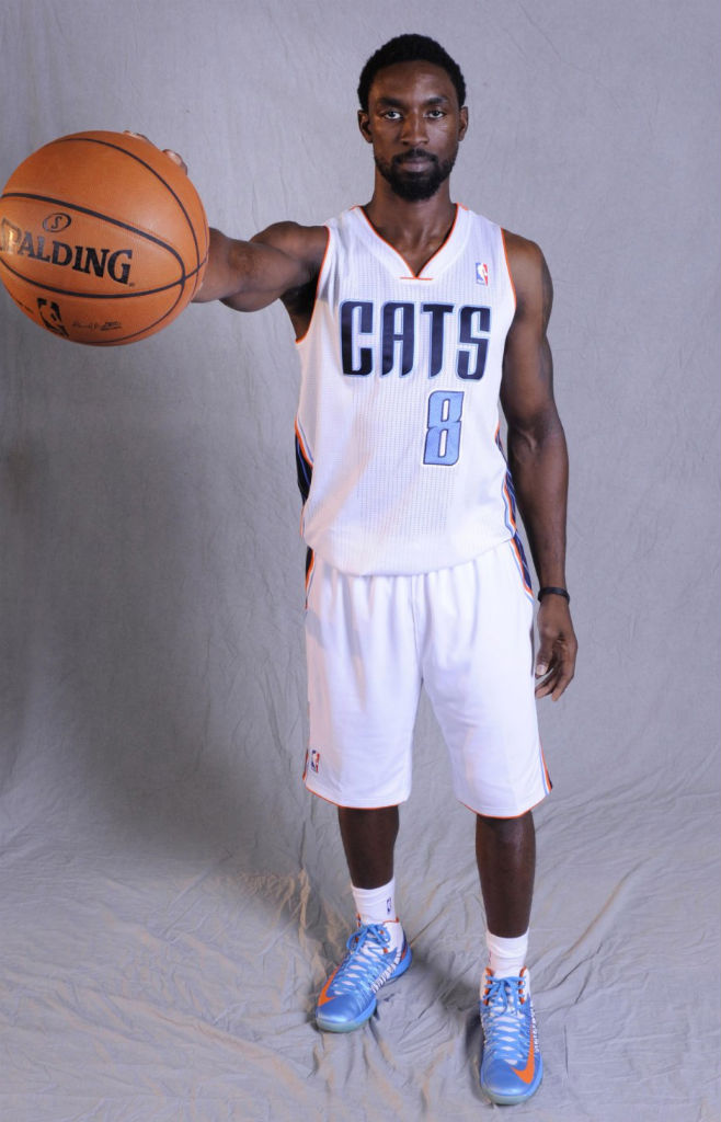 Ben Gordon wearing Nike Hyperdunk 2012 PE