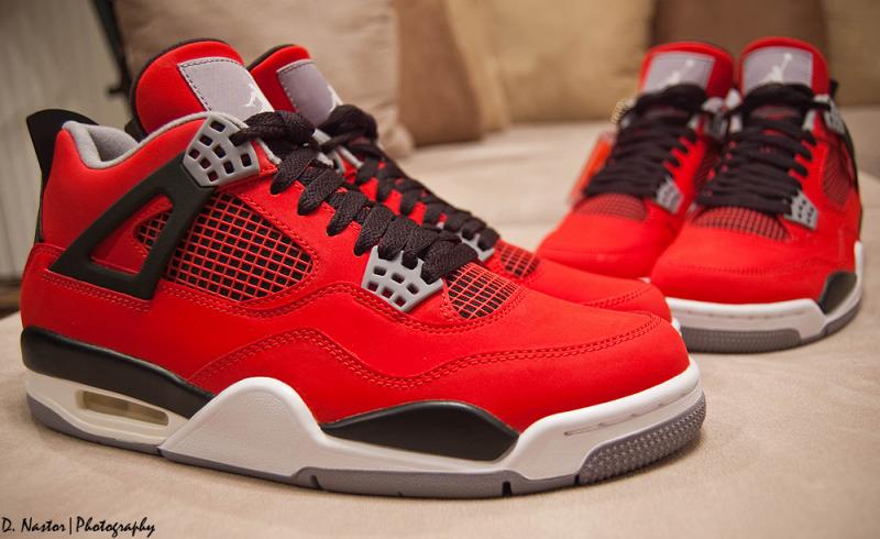 air jordan 4 retro toro bravo