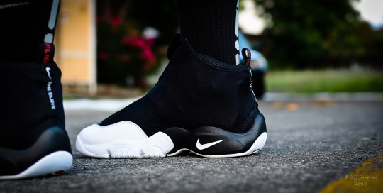 Nike Big Swoosh Brings Together the Zoom Flight '98 The Glove and Air Max  CB '94