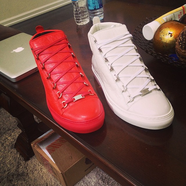 Demaryius Thomas Picks Up Balenciaga Arena