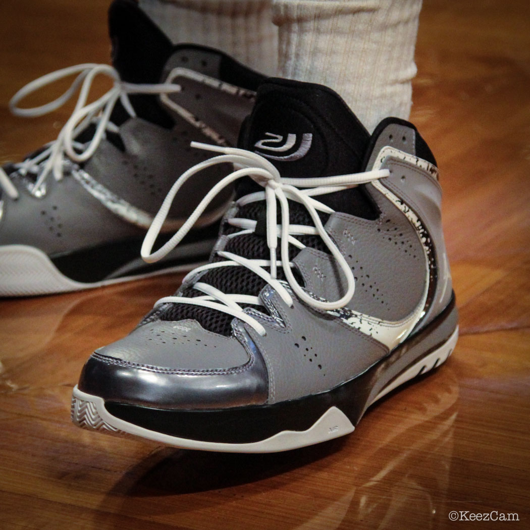 Sole Watch // Up Close At Barclays for Nets vs Bucks - Joe Johnson wearing Jordan Phase 23 Hoops II PE