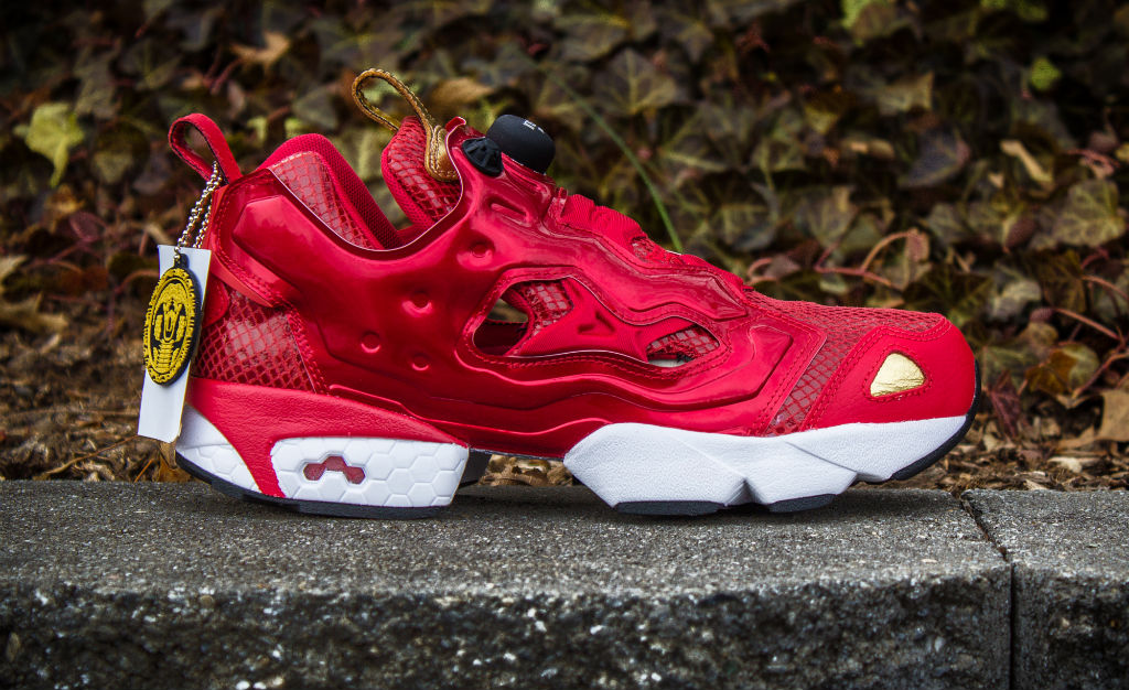 Reebok pump store fury iron man