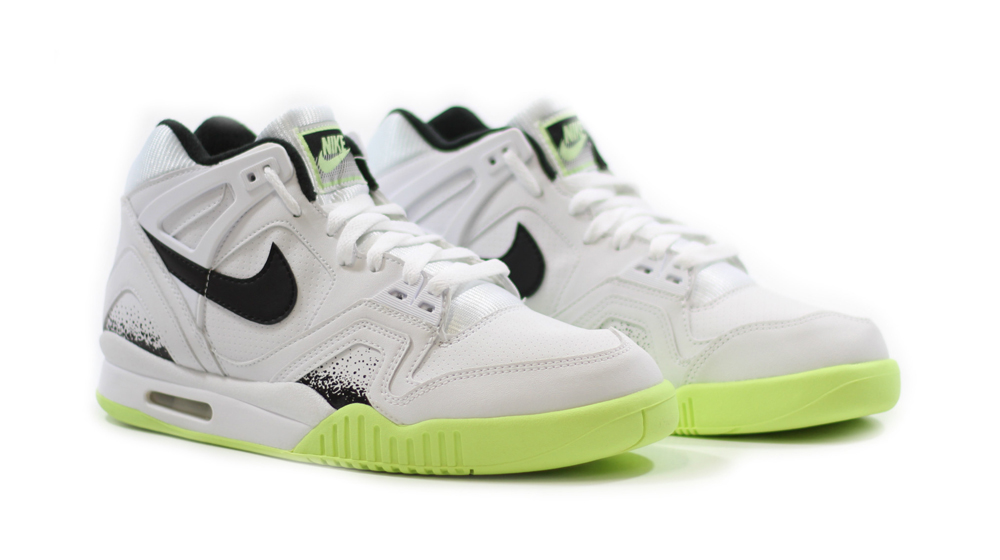 nike air tech challenge 3