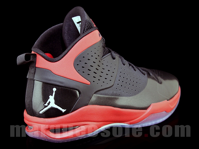 Jordan Fly Wade - Black/Red