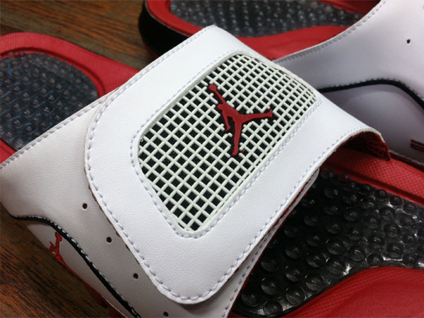 Jordan retro 4 outlet slides