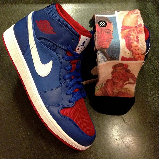 Shane Victorino Picks Up Air Jordan I 1 Mid Pistons