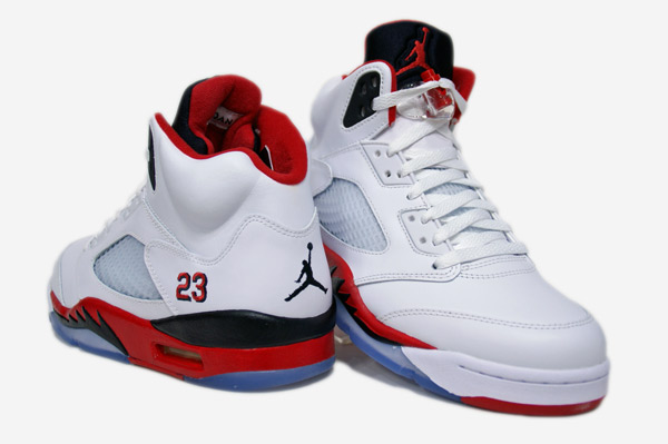 Jordan 5 fire hot sale red 213