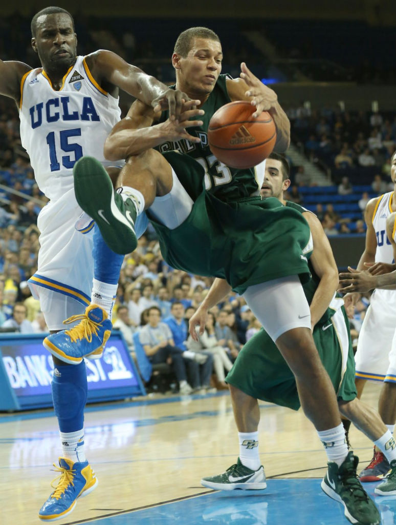 Shabazz Muhammad wearing adidas Rose 773 (1)