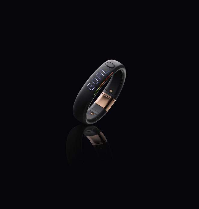 Nike+ FuelBand SE METALUXE Rose Gold display