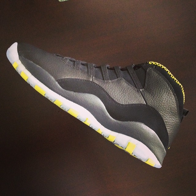 Fat Joe Picks Up Air Jordan 10 Retro Venom Green