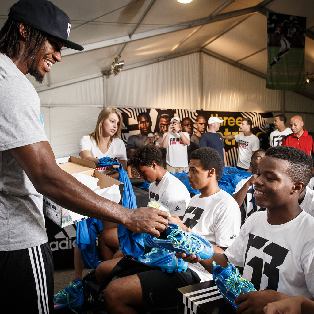 Robert Griffin III 3 Attends Texas 7-on-7 2014 (3)