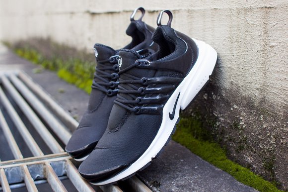 The Nike Air Presto is Back in Black | Sole Collector