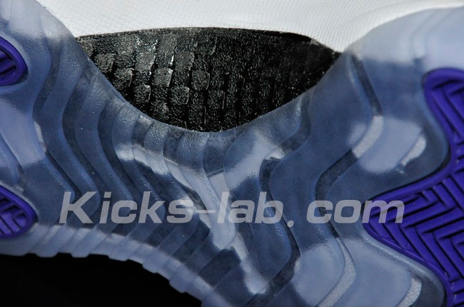 Air Jordan XI 11 Concord 378037-107