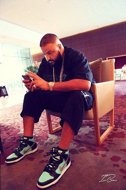 DJ Khaled wearing Nike SB Dunk High Tiffany