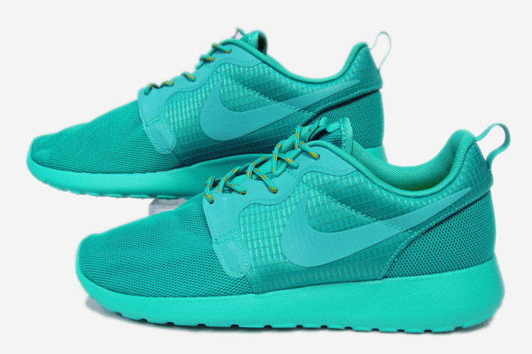 Nike roshe run hyperfuse turbo clearance green