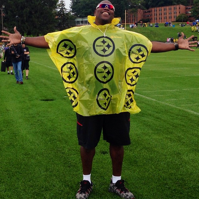 Warren Sapp wearing Nike Free Trainer 7.0 Warren Sapp