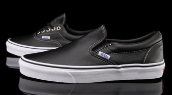 vans slip on aged leather