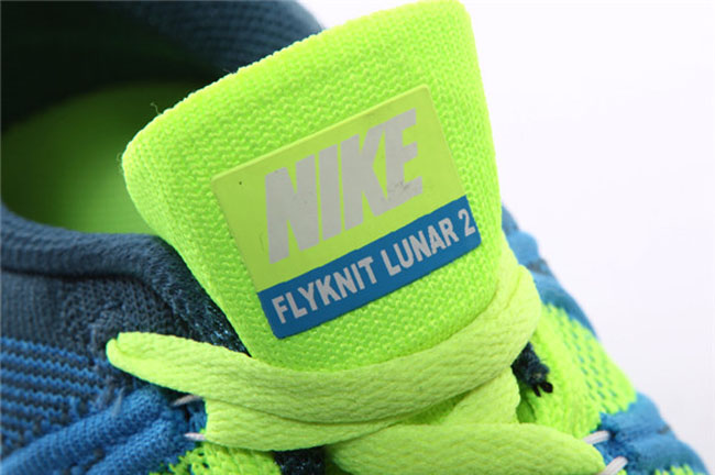 nike flyknit lunar 2