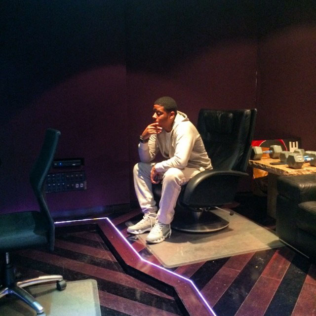 Vado wearing Air Jordan 9 Cool Grey