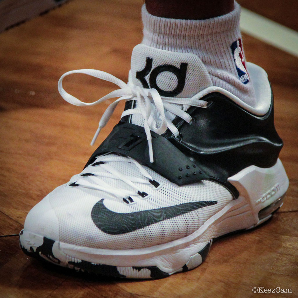 Jarrett Jack wearing NIKEiD KD VII 7