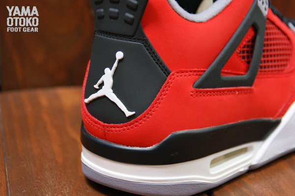 fire red 4s