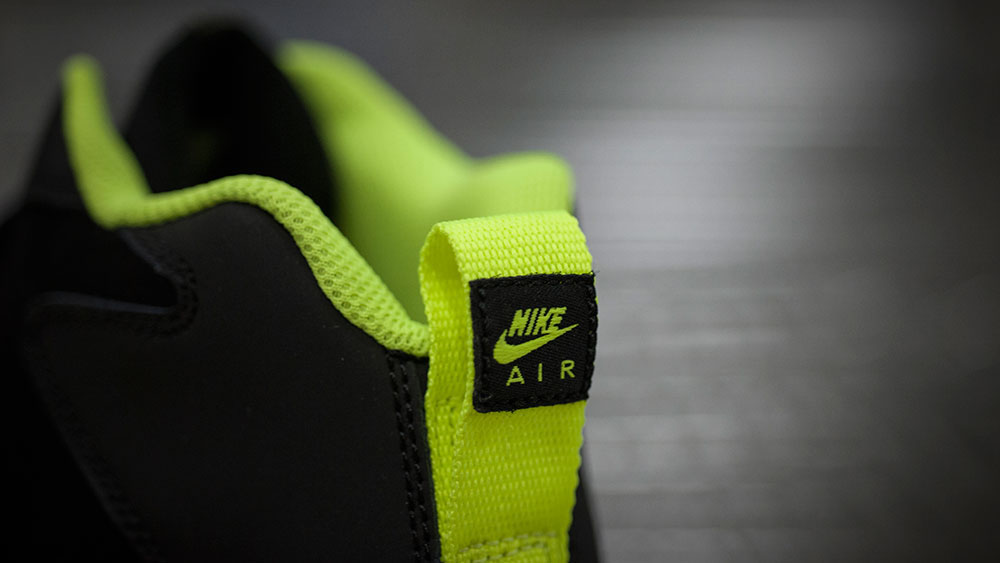 Nike Air Mission Black/Volt (2)