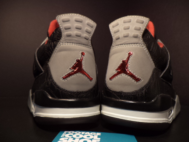 Air Jordan 4 Retro - 