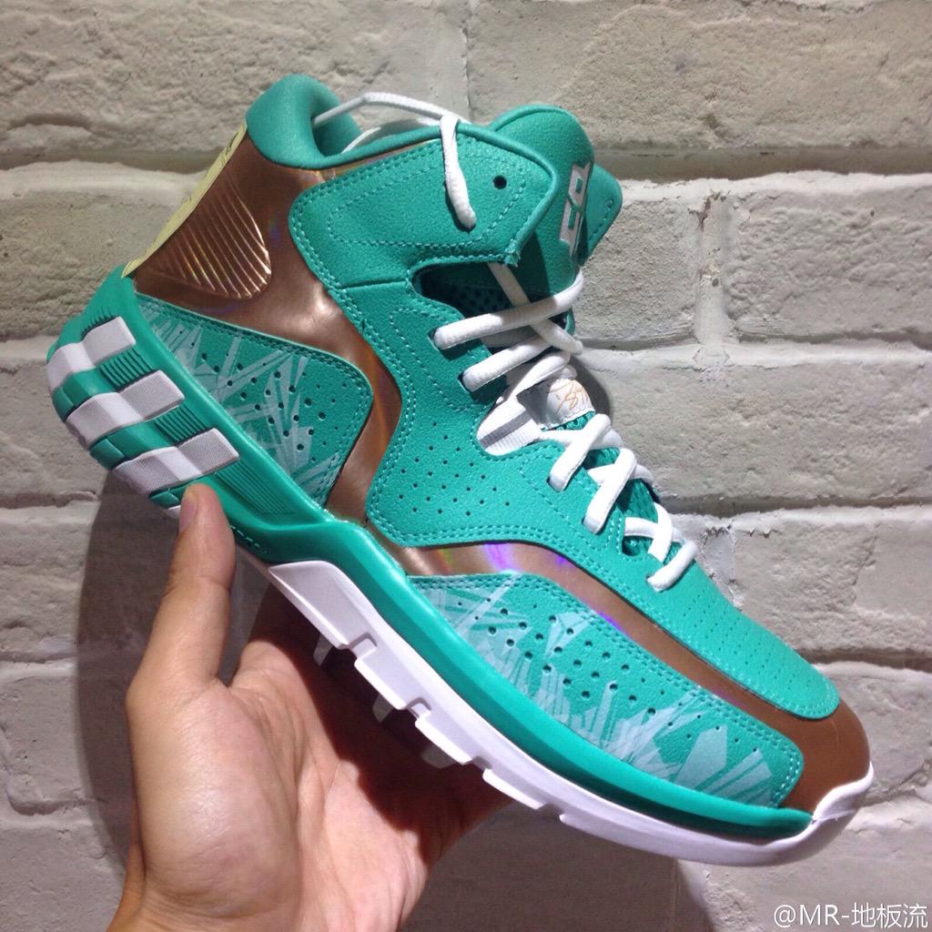 ajo Sarabo árabe Moral What Will adidas Do With the Rest of Dwight Howard's Sneakers? | Sole  Collector