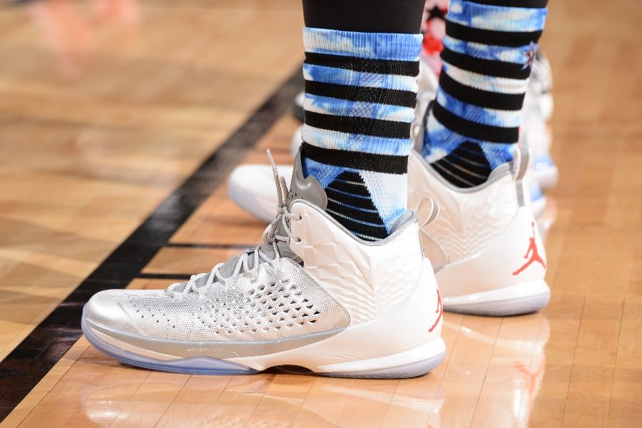Carmelo Anthony wearing the 'Pearl' All-Star Jordan Melo M11 (2)