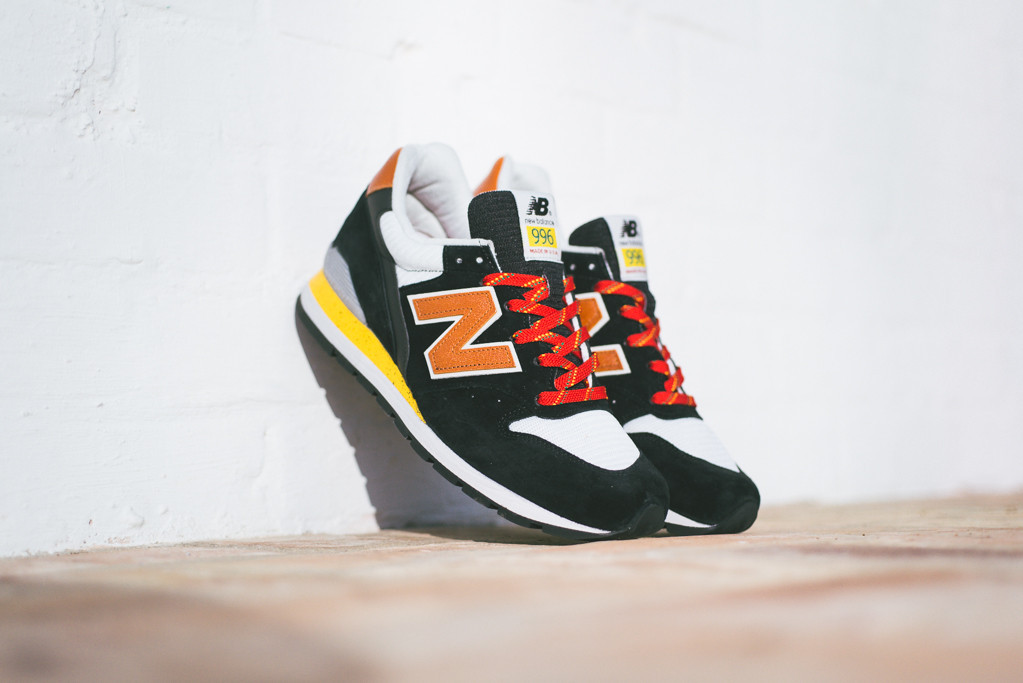 New balance 996 black hotsell and yellow