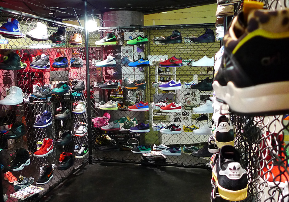 Purchase \u003e jordan shoe store near me 