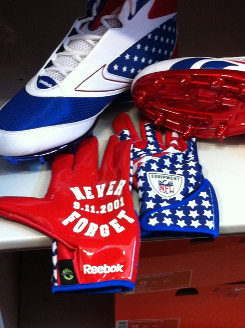 Reebok NFL Viz UForm Electrify USA 9/11