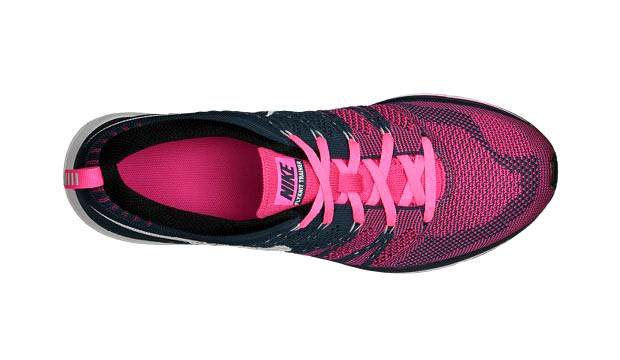 Nike flyknit cheap trainer blue pink