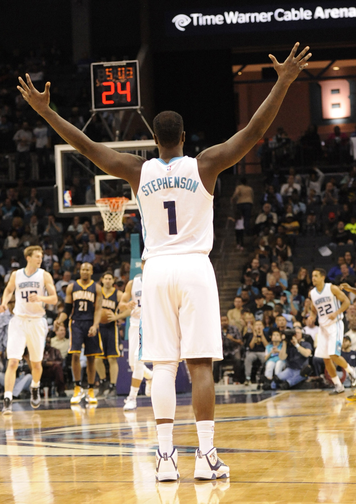 Lance Stephenson wearing AND1 Marbury Mid (3)