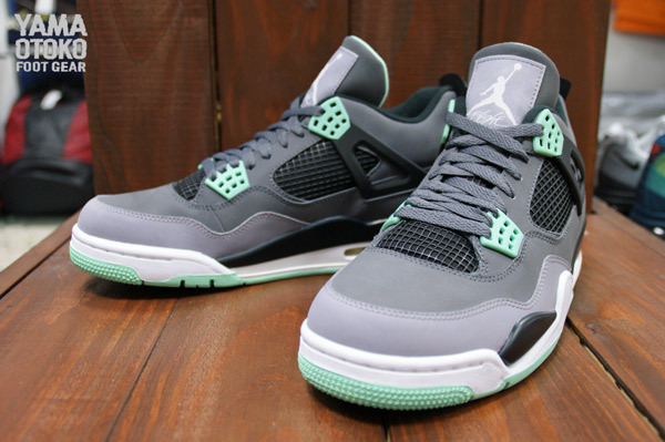 Jordan 4 - Green Glow New Images | Sole Collector