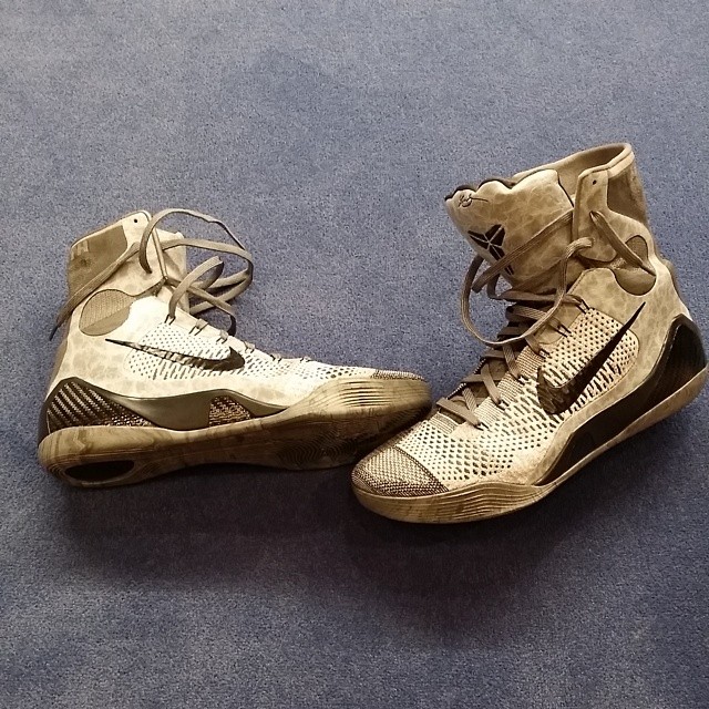 J.R. Smith Picks Up Nike Kobe 9 Elite Detail