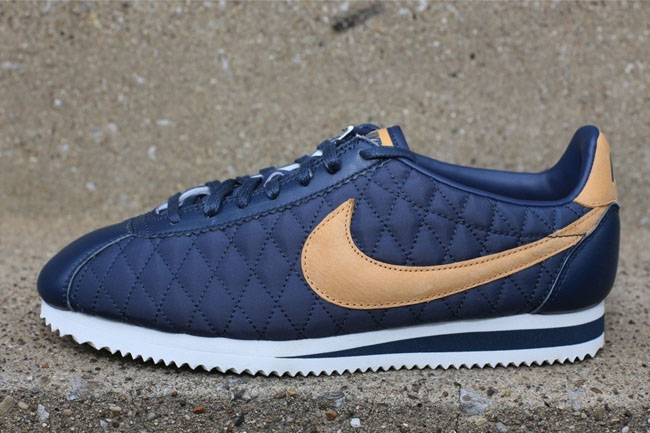 nike cortez navy nylon